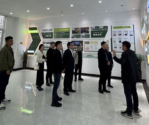 都匀毛尖集团与新质生产力委员会共商发展,考察团聚焦贵州酱酒产业新征程