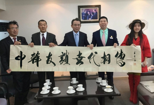 笔墨载道贺丙午 书韵传情连中外——陈书平《马到成功》享誉国际的文化回响(图5)